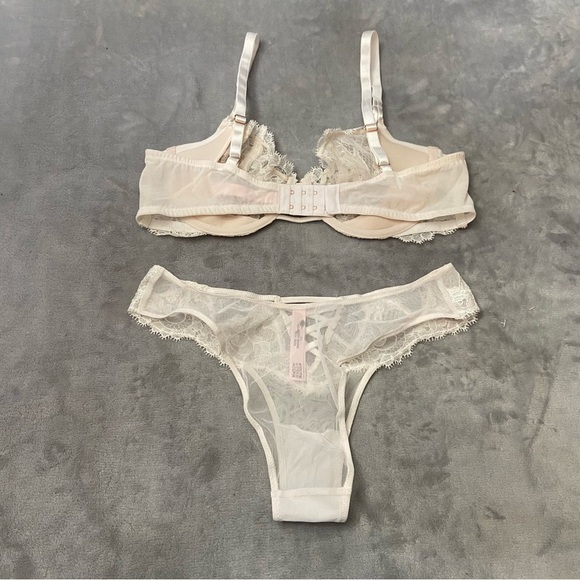 New! SET Victoria’s Secret Dream Angels Cream Push Up Bra and Panty 10468 - Picture 6 of 10